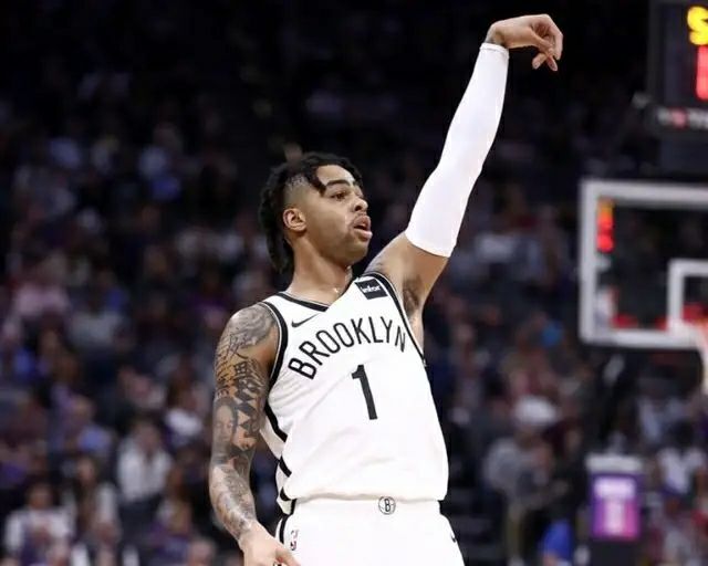  拉塞尔27分里程碑，森林狼逆转篮网  