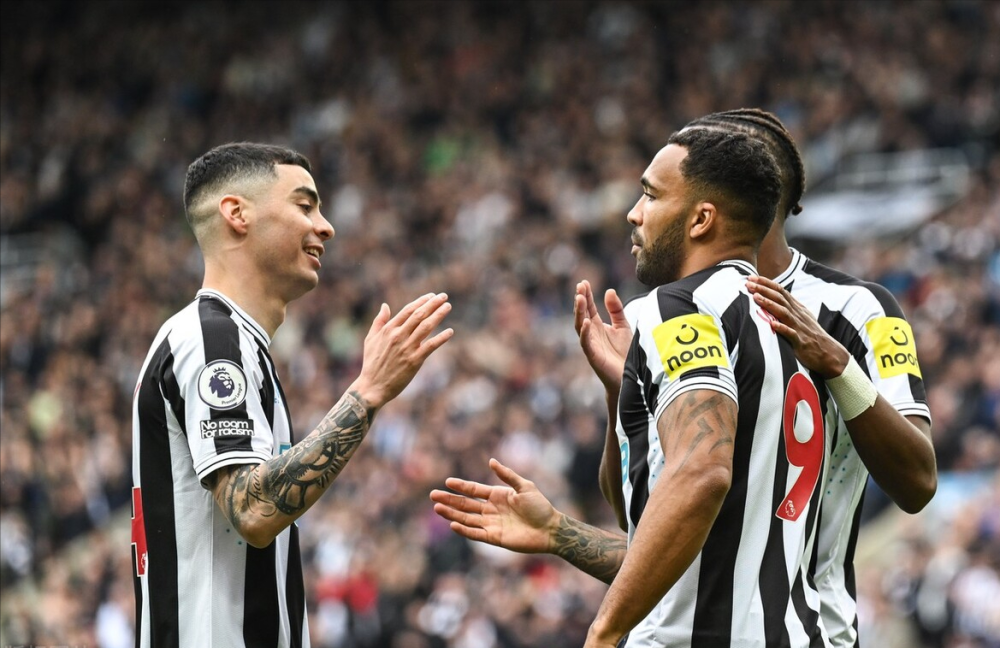  威尔逊单骑闯关，樱桃军团掀翻热刺创冷门